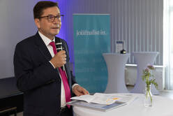 Unternehmenssprecherinnen und Unternehmenssprecher des Jahres 2020/2021 | eSeL.at - Lorenz Seidler