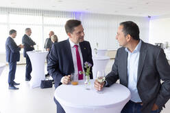Unternehmenssprecherinnen und Unternehmenssprecher des Jahres 2020/2021 | eSeL.at - Lorenz Seidler