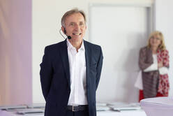 Unternehmenssprecherinnen und Unternehmenssprecher des Jahres 2020/2021 | eSeL.at - Lorenz Seidler