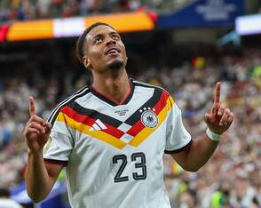 Nmecha trifft bei deutschem WM-Kantersieg gegen Curaçao