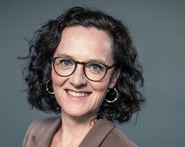 dpa beruft Astrid Maier zur Stellvertreterin des Chefredakteurs Sven Gösmann