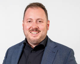 Christian P. Stadtfeld wird Sprecher von Hessens Staatsminister Manfred Pentz
